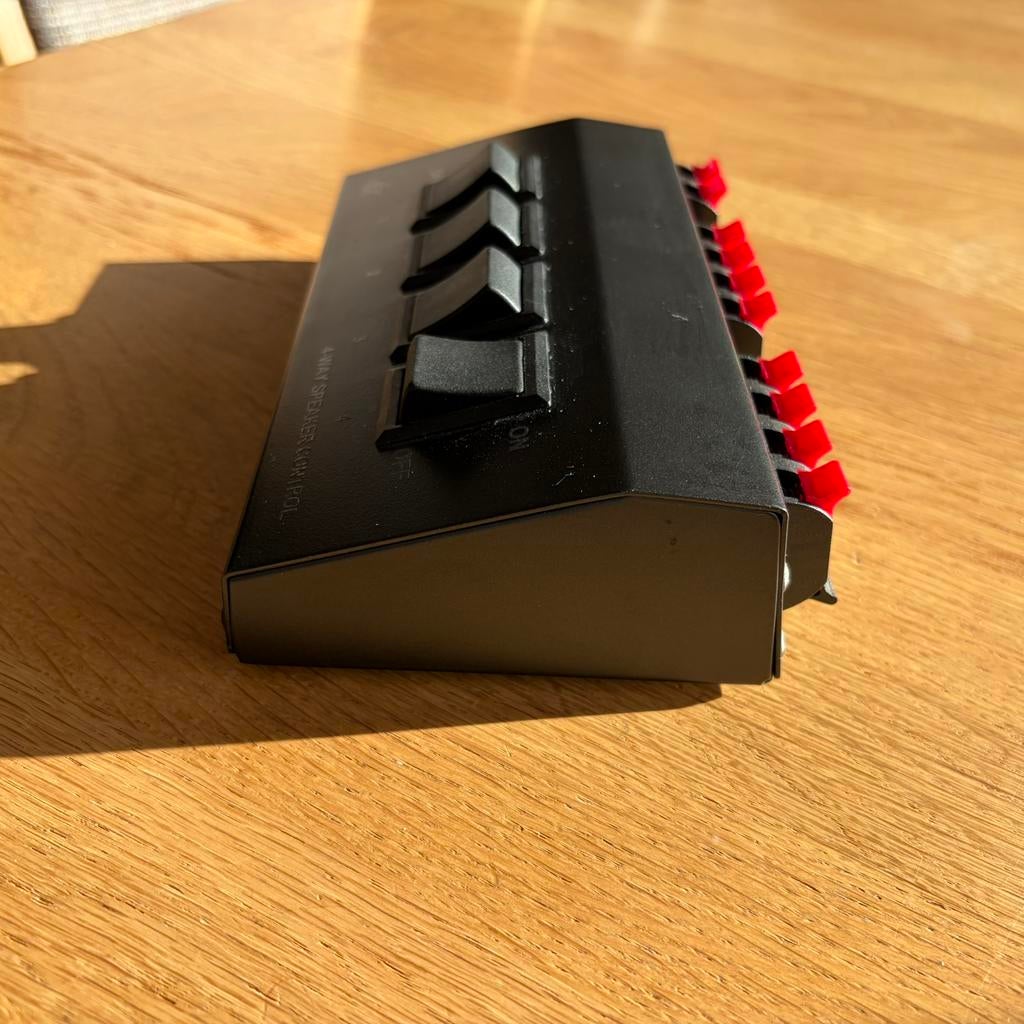 4-way speaker control, Ophalen of Verzenden, Zo goed als nieuw