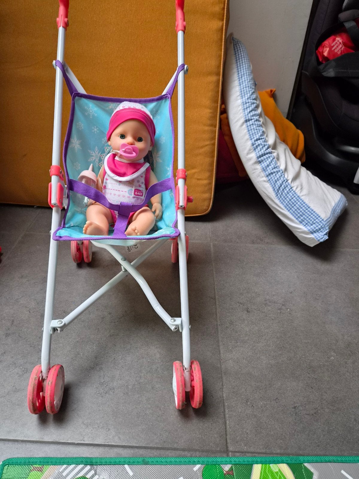 babypop en wagen, Ophalen, Babypop