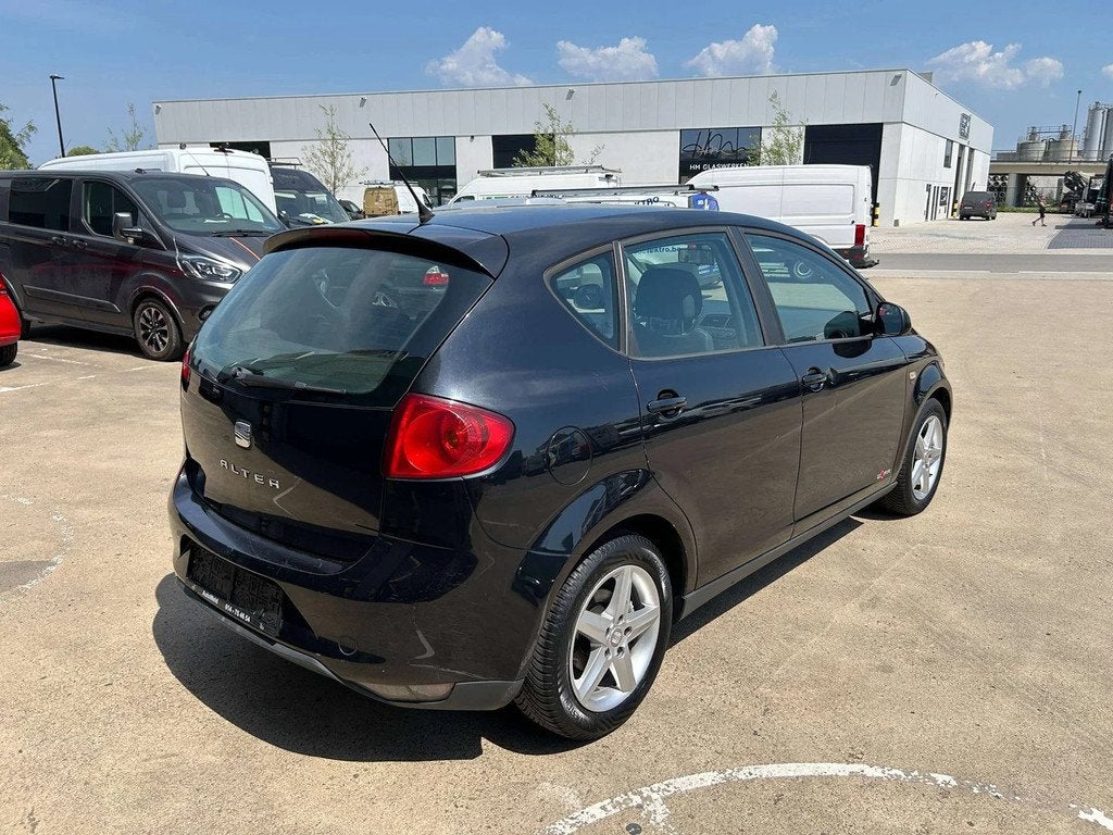 SEAT Altea 1.2 TSI wagen word gekeurd voor verkoop met nieuw, Autos, 1197 cm³, Euro 5, Achat, Entreprise