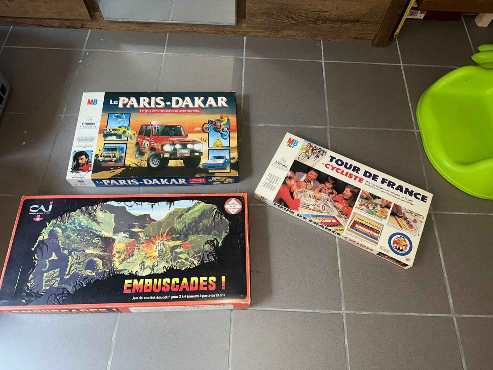 Ancien jeu de société, Enlèvement