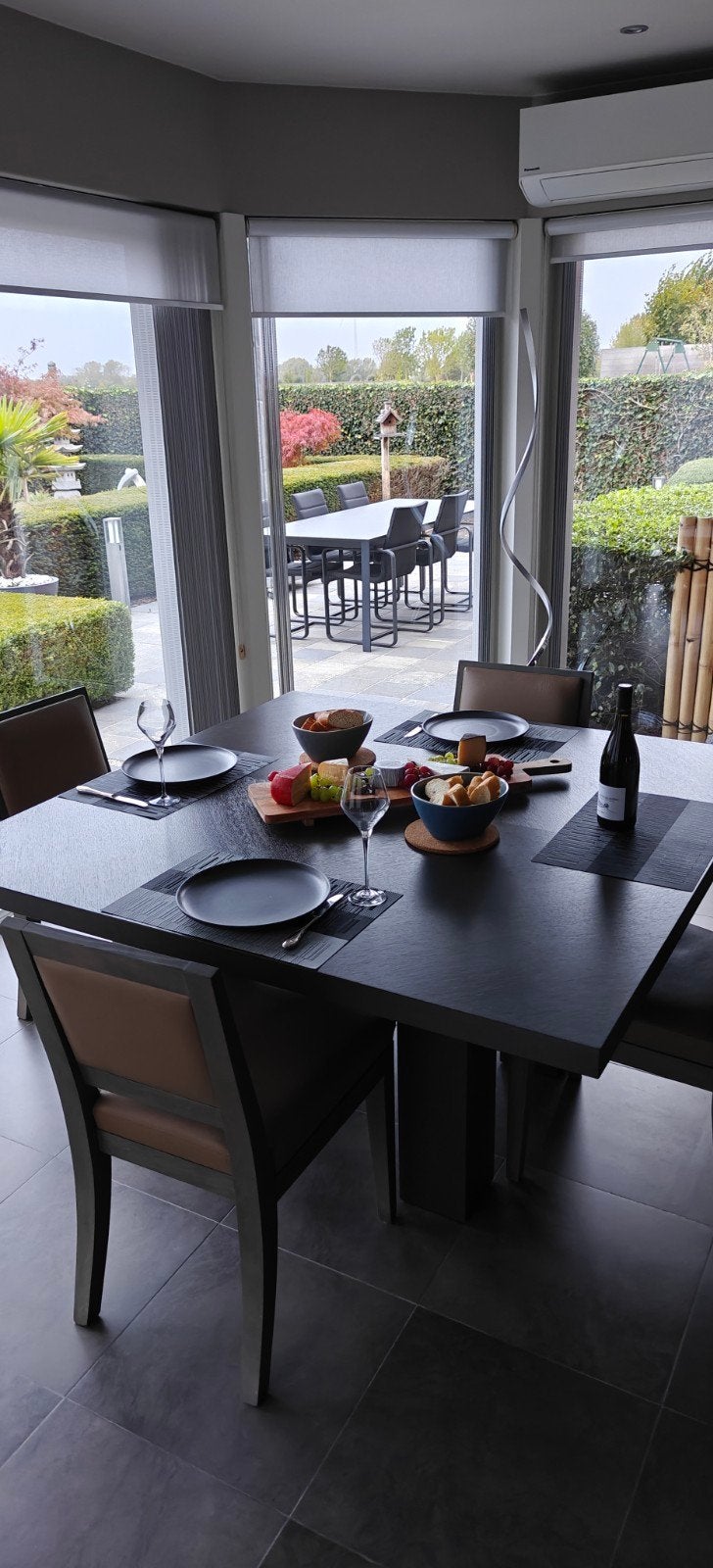 Massieve houten eettafel met stoelen, Huis en Inrichting, Ophalen, Vierkant