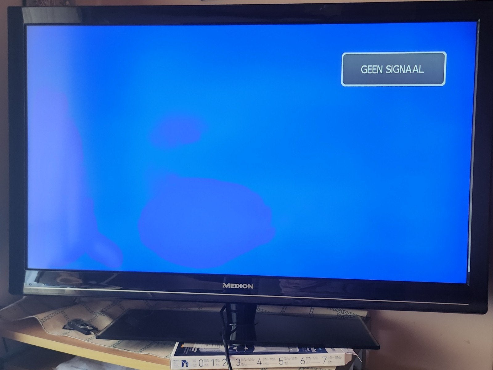 Medion led TV. werkt nog perfect. met afstandsbediening, Ophalen, 100 cm of meer, LED, Overige merken