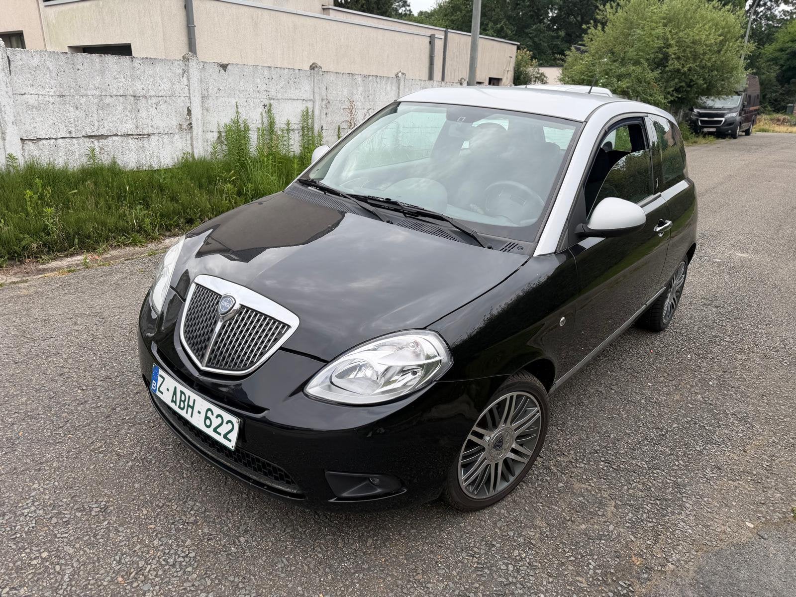 Lancia Ypsilon 1.3 Benzine - airco - heel proper !!, Auto's, https://public.car-pass.be/vhr/a5bd5f6d-9925-4f8d-9931-0a58a6de3cdc
