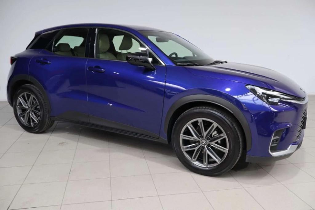 Lexus LBX LBX 1.5i HEV CVT Elegant (bj 2025, automaat), Auto's, Automaat, Gebruikt, 91 pk, LBX