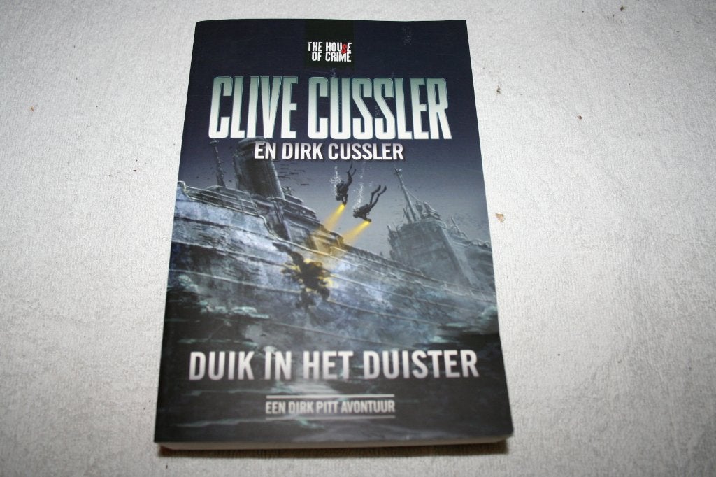 boek van Clive Cussler, Boeken, Ophalen of Verzenden, Zo goed als nieuw, De Brul; Clive Cussler