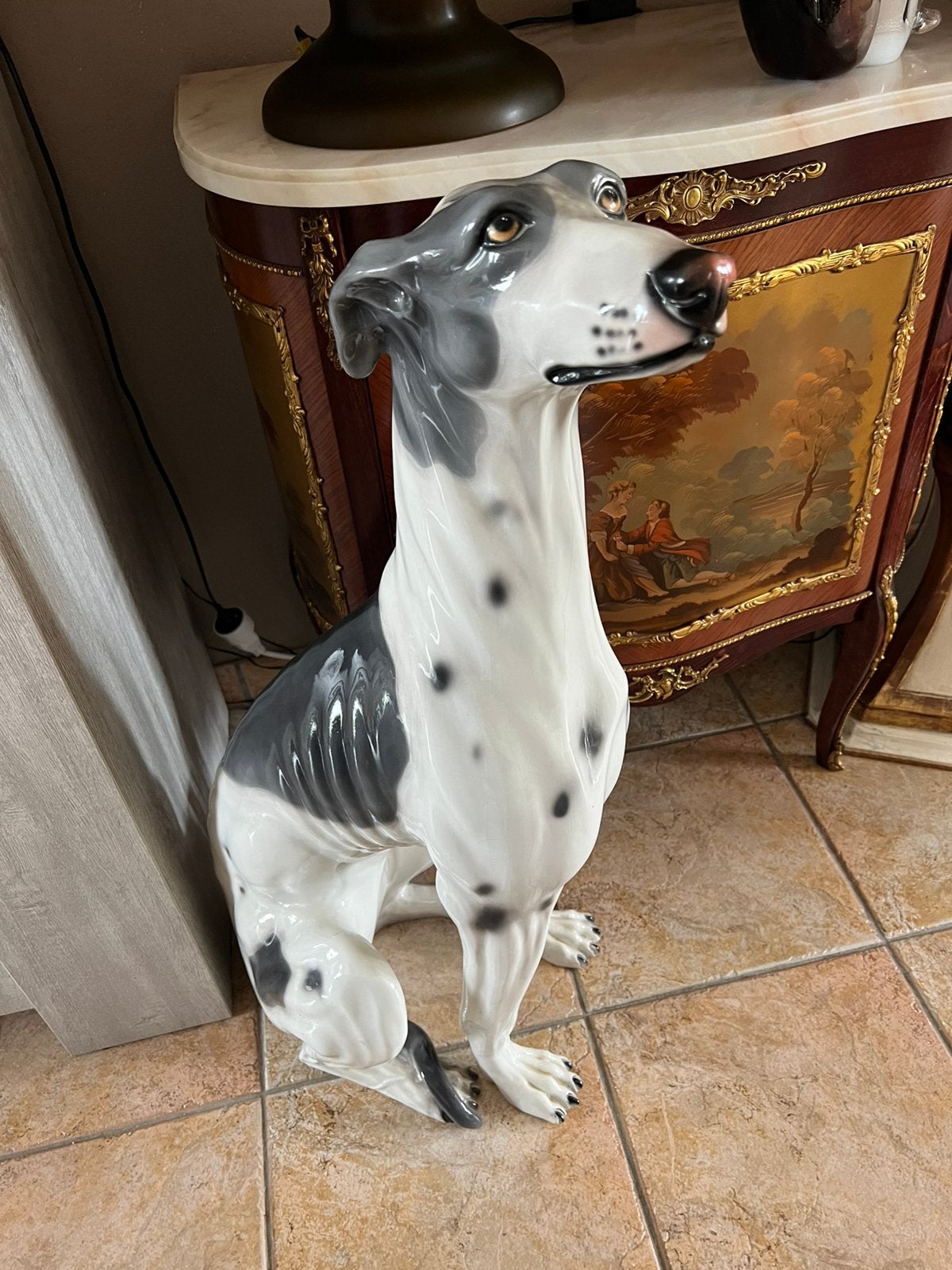 Zeldzame antieke grote porseleinen windhond, Antiek en Kunst, Ophalen