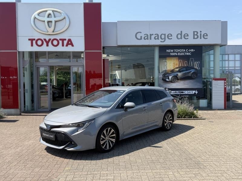 Toyota Corolla Touring Sport + Style Pack, Automaat, 72 kW, Parkeersensor, Corolla
