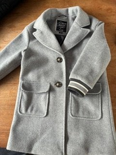 Grijs jas maat 128, Kinderen en Baby's, Kinderkleding | Maat 128, C&A, Meisje, Ophalen of Verzenden, Zo goed als nieuw
