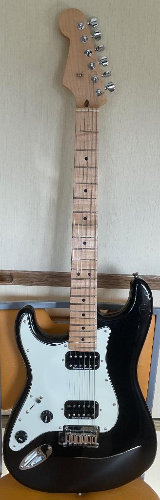 Squier by Fender Contemporary Strat Lefthand lefty., Musique & Instruments, Instruments à corde | Guitares | Électriques, Enlèvement ou Envoi