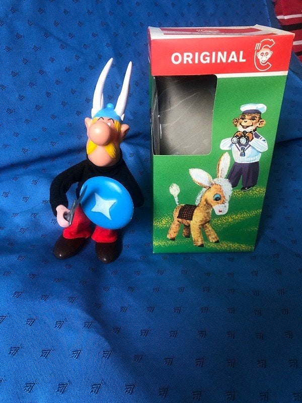 Astérix automate Carl de 1967 complet avec sa boite NEUF !, Collections, Statues & Figurines, Neuf, Autres types, Envoi