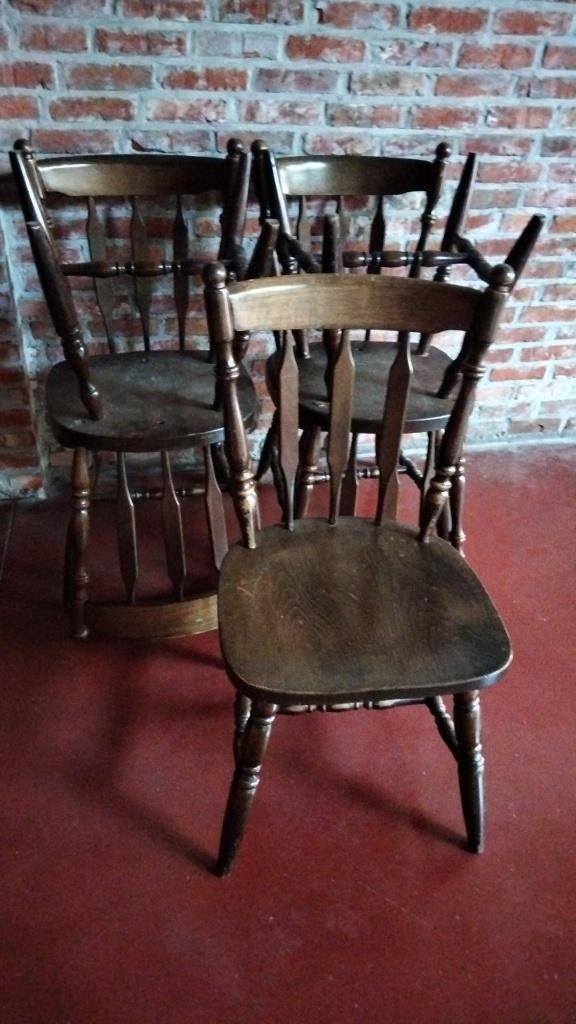 OPRUIMING: 40 Houten Caféstoelen (Bistro), Ophalen, Gebruikt, Overige kleuren, Klassiek / Western / Bistro met elegante gedraaide poten