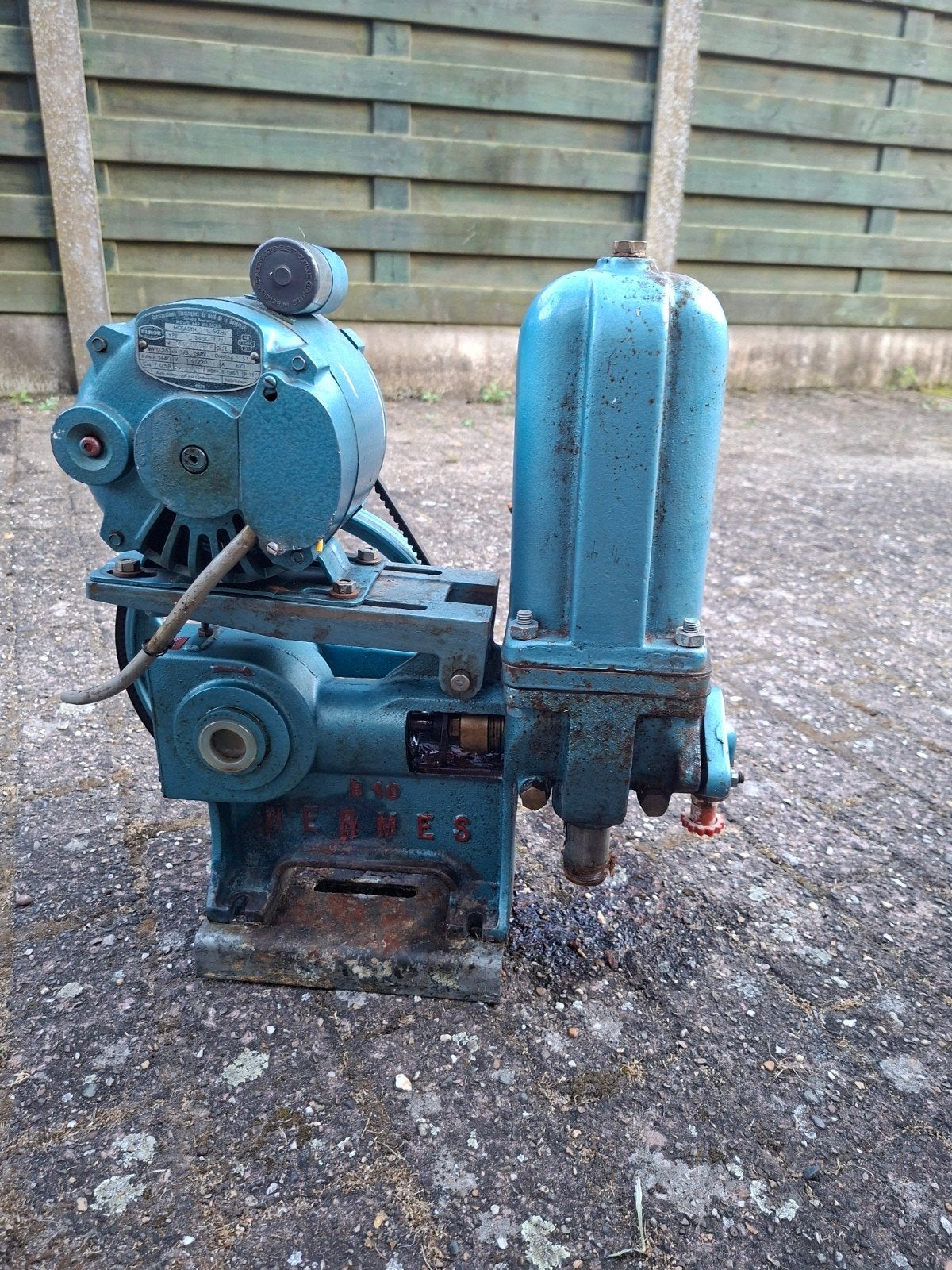 Hermes waterpomp, Doe-het-zelf en Bouw, Ophalen