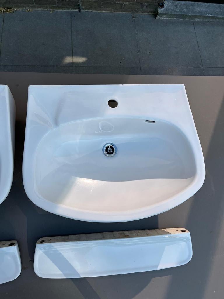 2 lavabo´s in goede staat, Huis en Inrichting, Ophalen