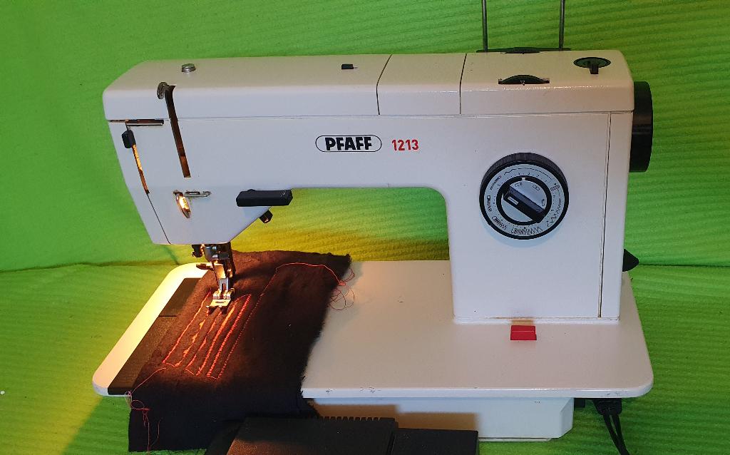 Pfaff 1213 IDT, Enlèvement, Utilisé, Machine à coudre, Pfaff