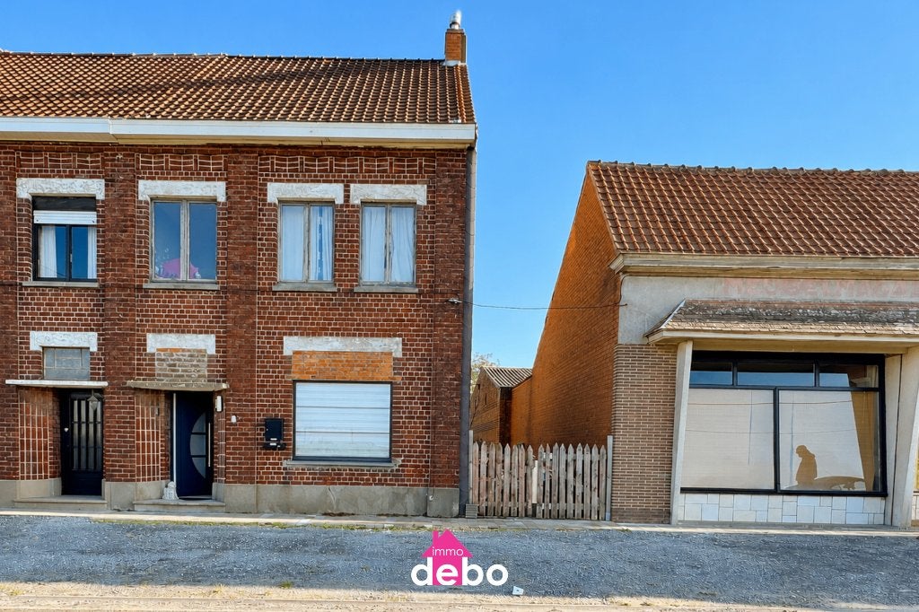 Woning met oprit, grote tuin– € 189.000, Province de Flandre-Occidentale, Anzegem, 500 à 1000 m², 155 m²