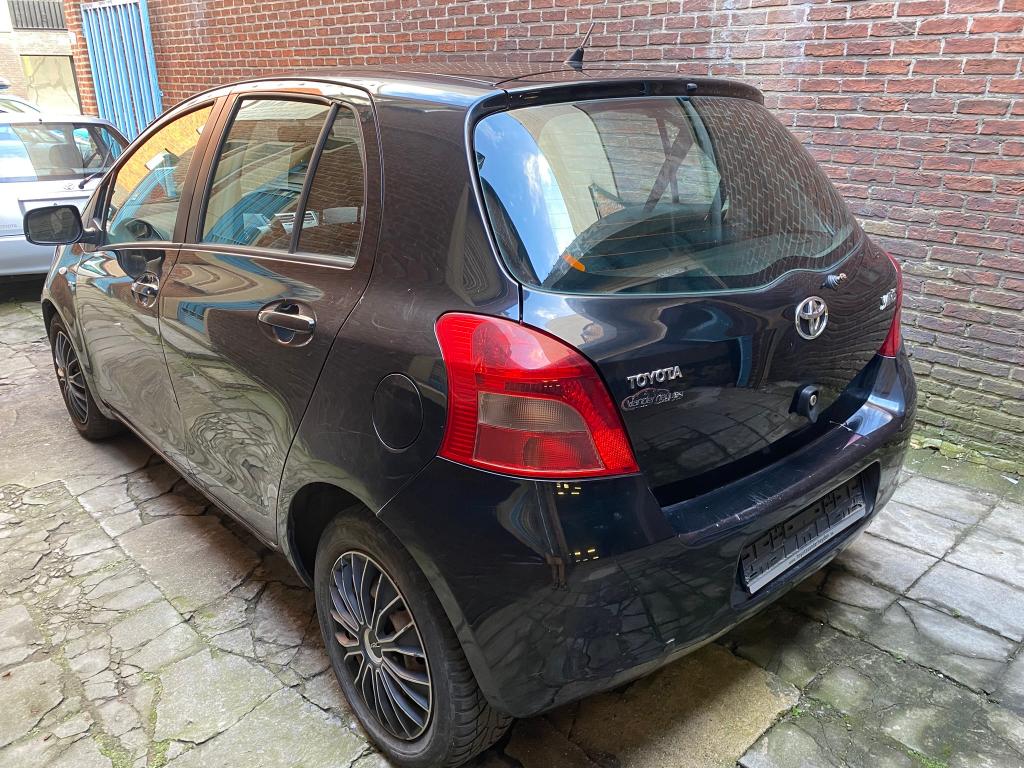 Toyota, Airbags, Entreprise, Boîte manuelle, 5 portes