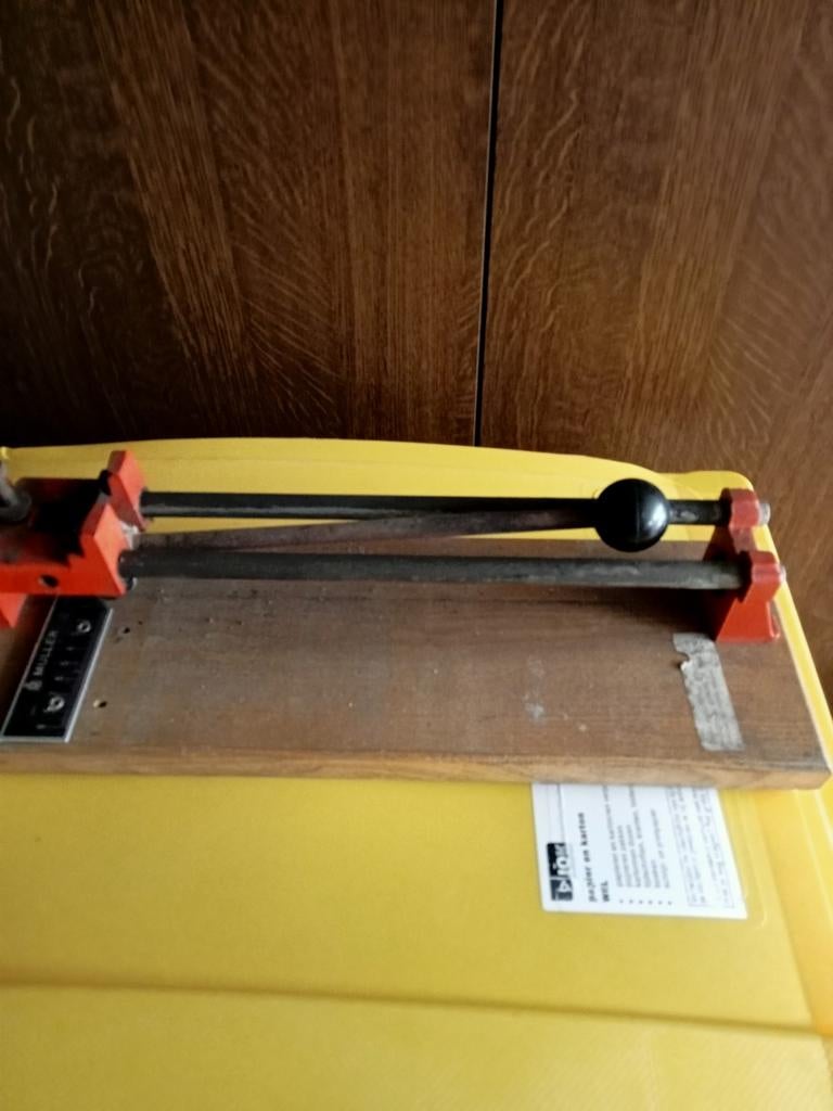 Tegelsnijder Muller, Ophalen of Verzenden