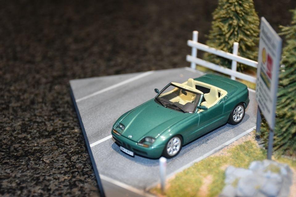 MINICHAMPS MODELAUTO BMW Z1 SCHAAL 1:43, Ophalen of Verzenden, Zo goed als nieuw, Auto, MiniChamps