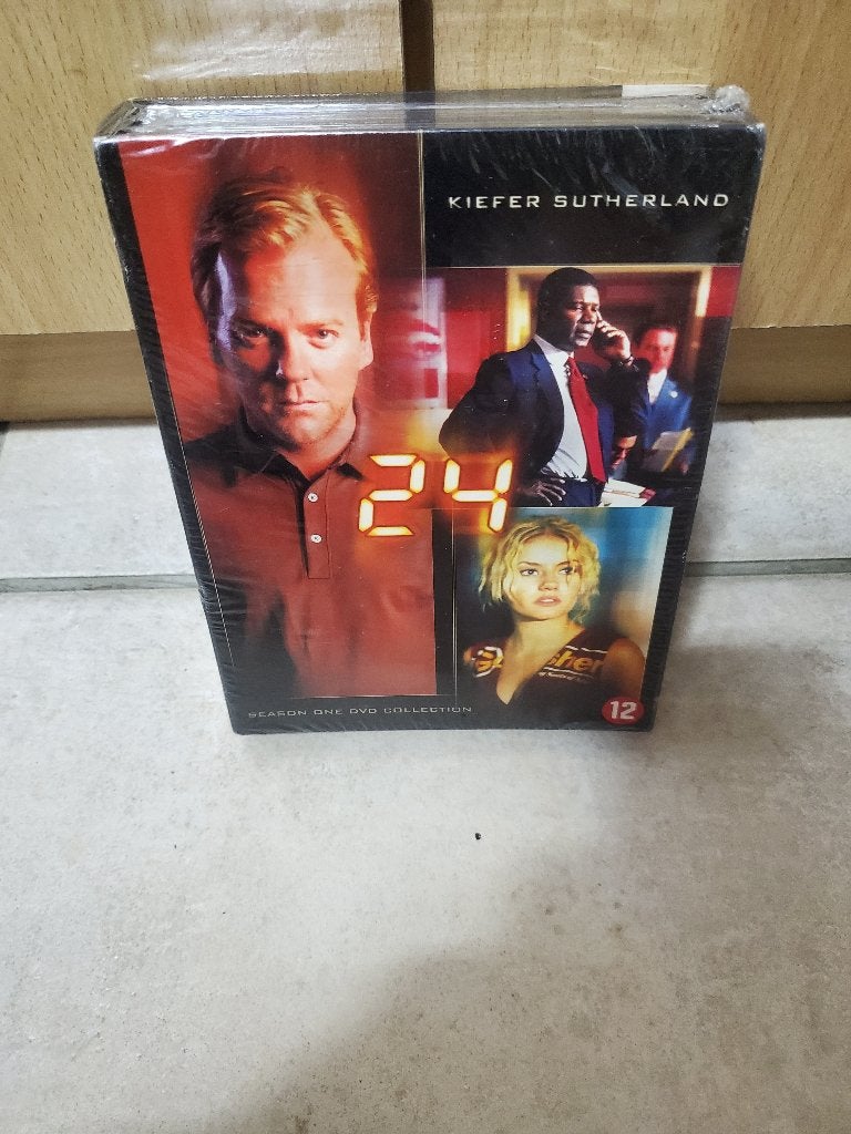 Coffret dvd intégral 24 heures chrono 1 saison neuf, CD & DVD, Enlèvement ou Envoi, Neuf, dans son emballage