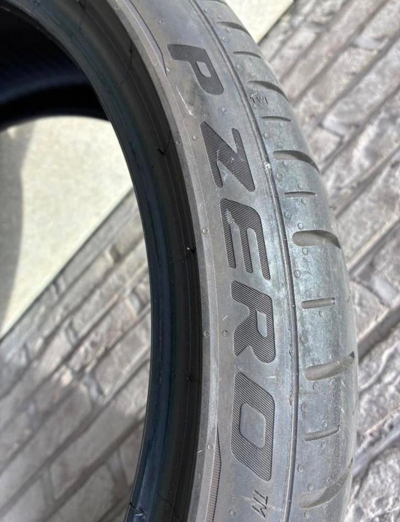 Pirelli P Zero 245/35/19 banden, Auto-onderdelen, Banden en Velgen, Ophalen of Verzenden, Band(en)