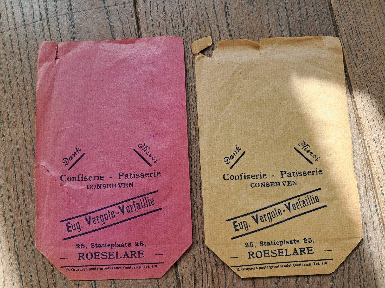 2 retro patisseriezakjes, voormalige bakkerij Roeselare, Antiek en Kunst, Ophalen of Verzenden