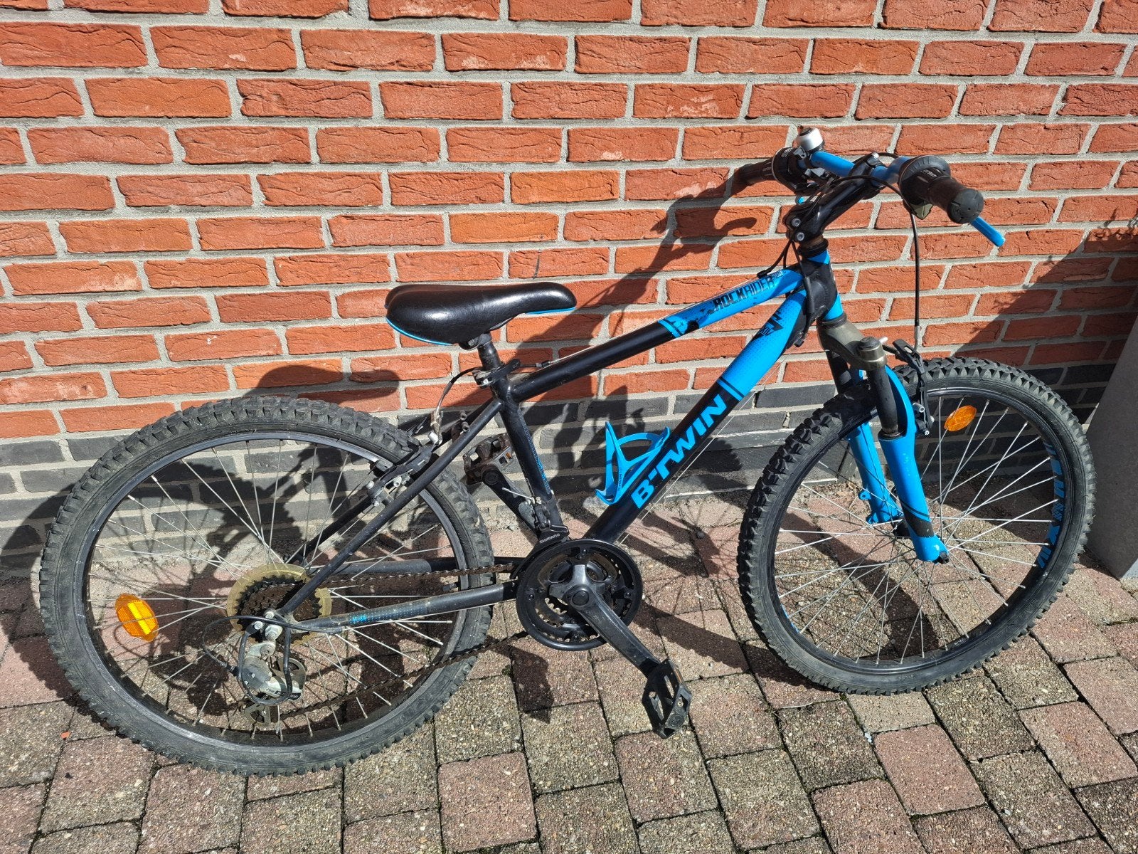 zwartblauwe BTWIN MTB 24", Ophalen, Velgrem, Btwin Decathlon, Handrem