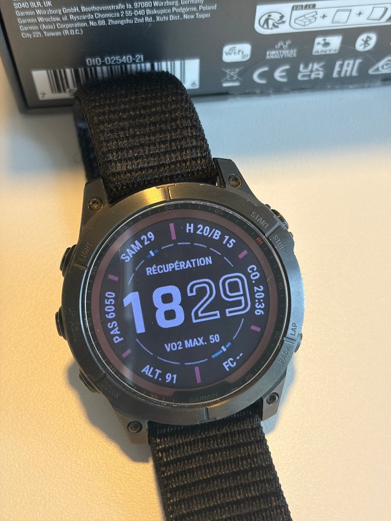 Garmin Fēnix 7 Sapphire Solar Titane 47mm – Très bon état, Étanche, Avancer d'un pas, Garmin, Enlèvement