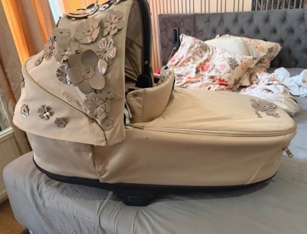 cybex priam nacelle éditions illimité flower beige, Autres marques, Enlèvement ou Envoi, Avec nacelle, Comme neuf