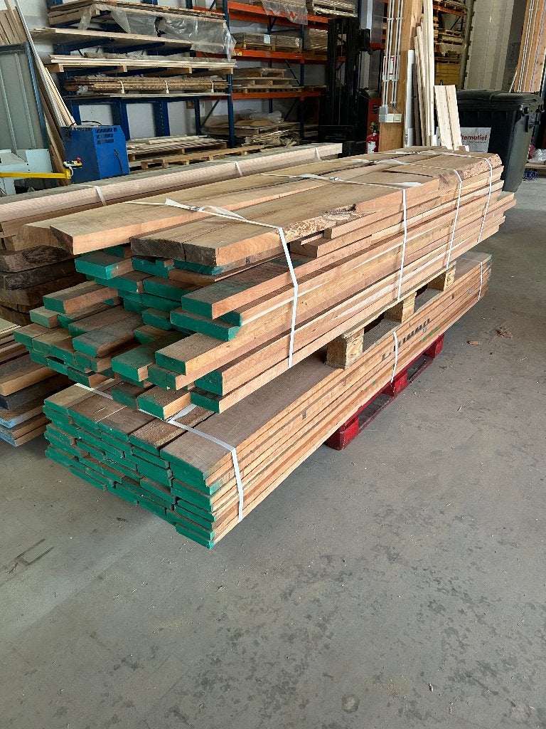 gevierschaalde planken in kers, Ophalen, 25 tot 50 mm, Nieuw, 250 tot 300 cm