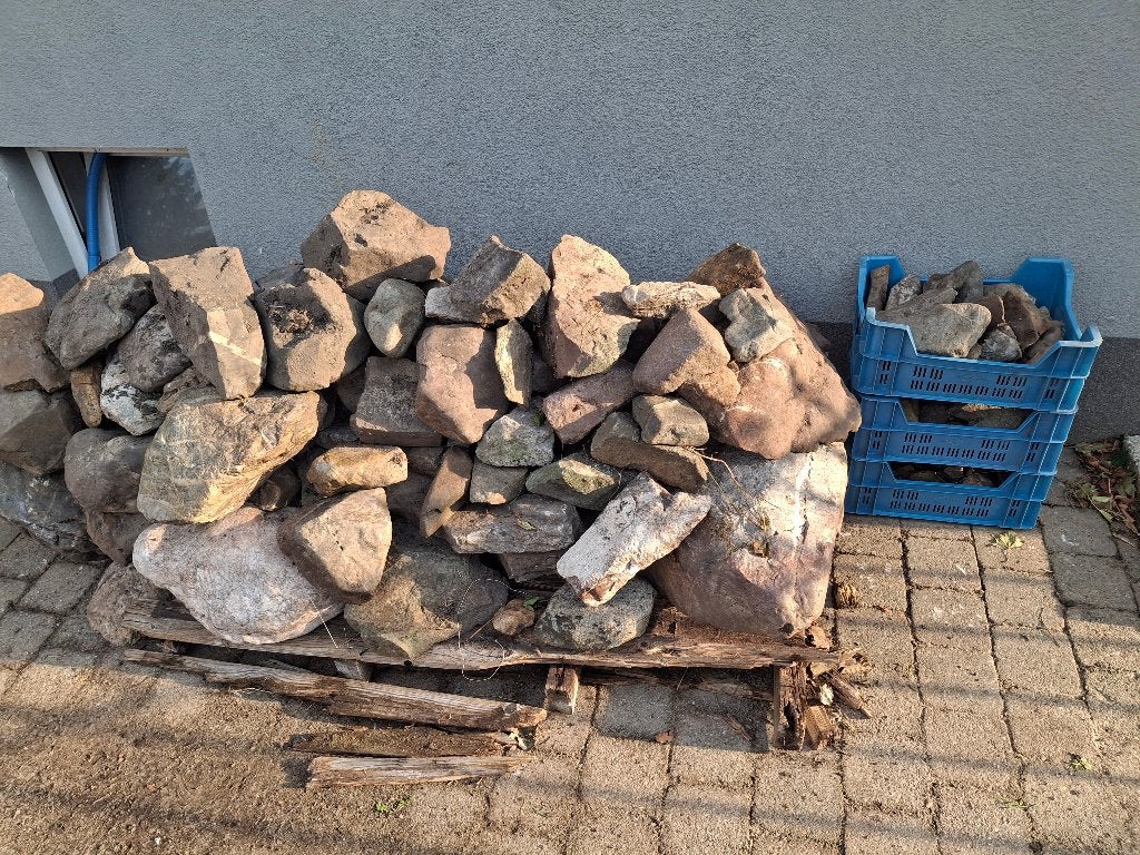 Stenen voor vijver of tuin, Ophalen