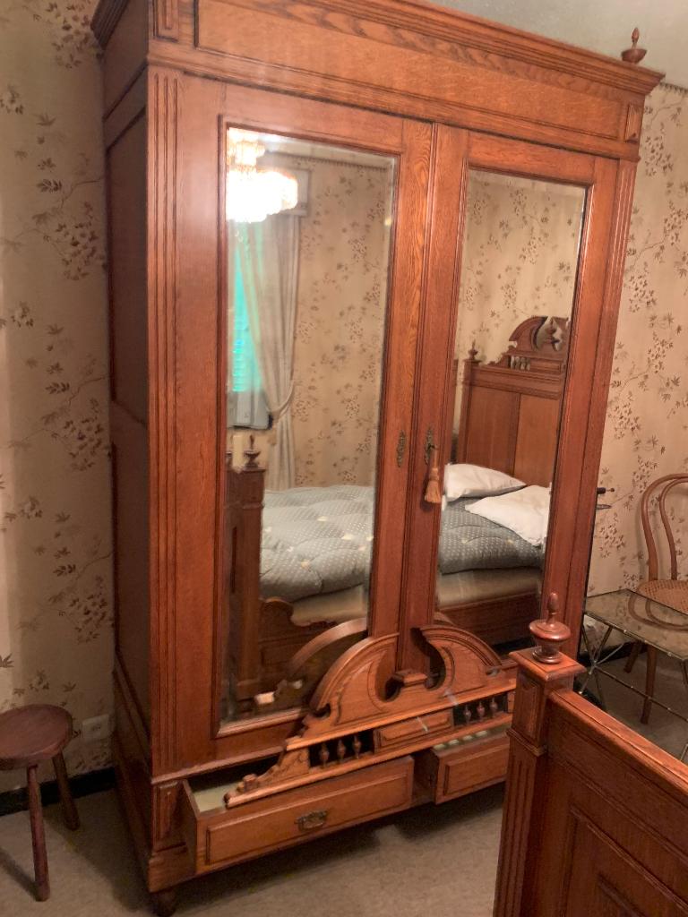 Chambre à coucher complète en chêne, Enlèvement