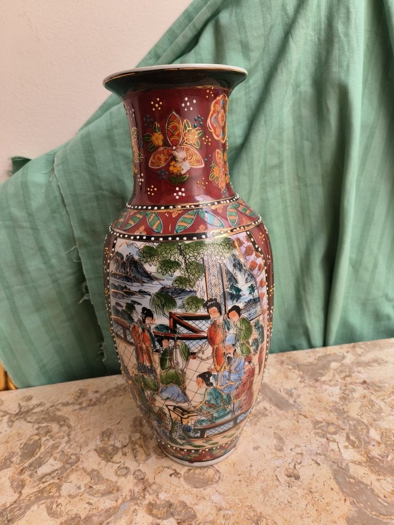 Chineze vaas van 35cm hoog met stempel, Antiek en Kunst, Ophalen