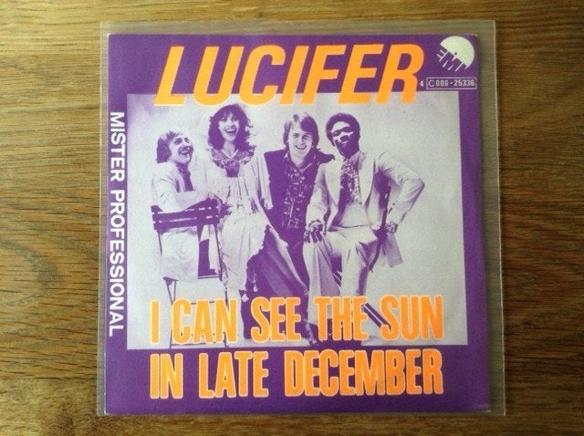 single lucifer, Cd's en Dvd's, 7 inch, Ophalen of Verzenden, Beschermende buitenhoes, Rock en Metal