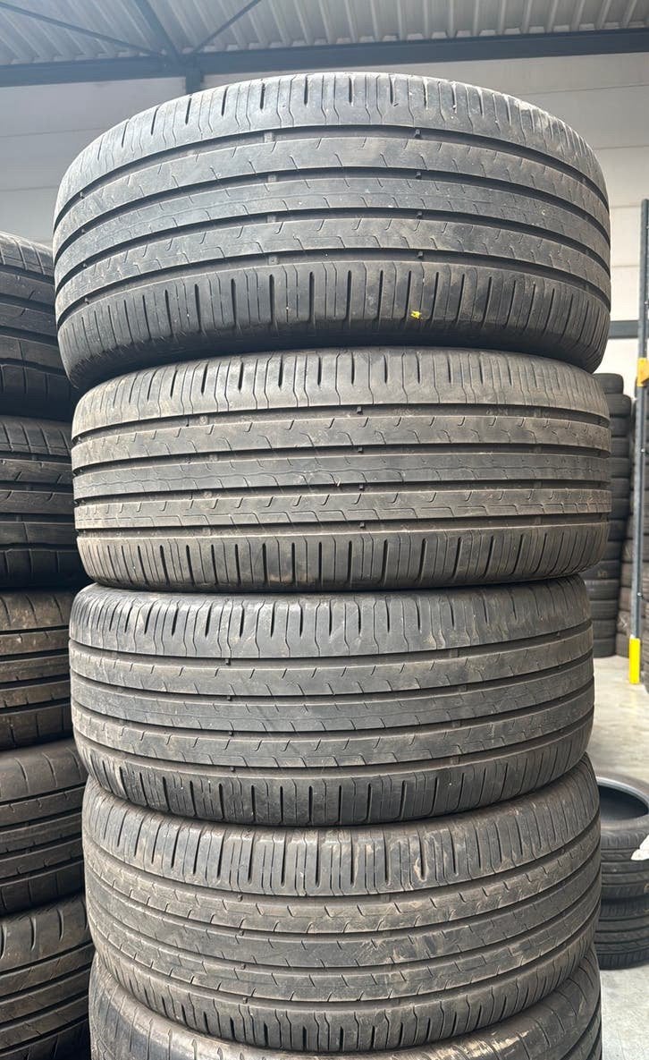 Pneus d'été 2354518 235/45/18 235/45R18 marque Cintinental, Enlèvement