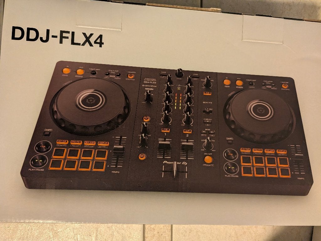 Pioneer DJ DDJ-FLX4 - nauwelijks gebruikt, in doos, Muziek en Instrumenten, Ophalen of Verzenden, Zo goed als nieuw, Dj-set, Pioneer