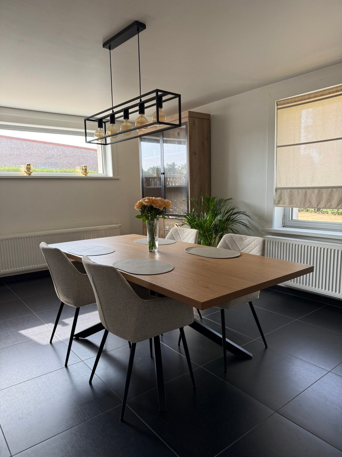 Eettafel, Ophalen, Zo goed als nieuw