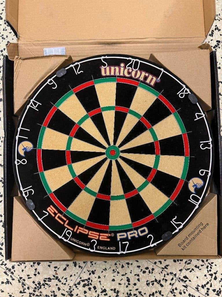 Titre : Cible de fléchettes Unicorn Eclipse Pro, Enlèvement ou Envoi, Neuf, Cible de fléchettes