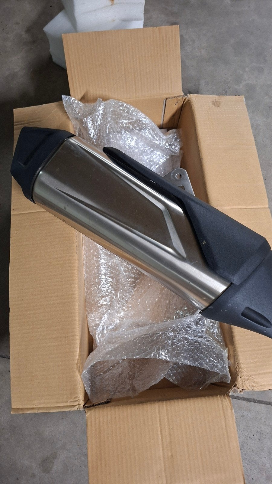 pot échappement Triumph tiger 900GT neuf, Particulier, Neuf