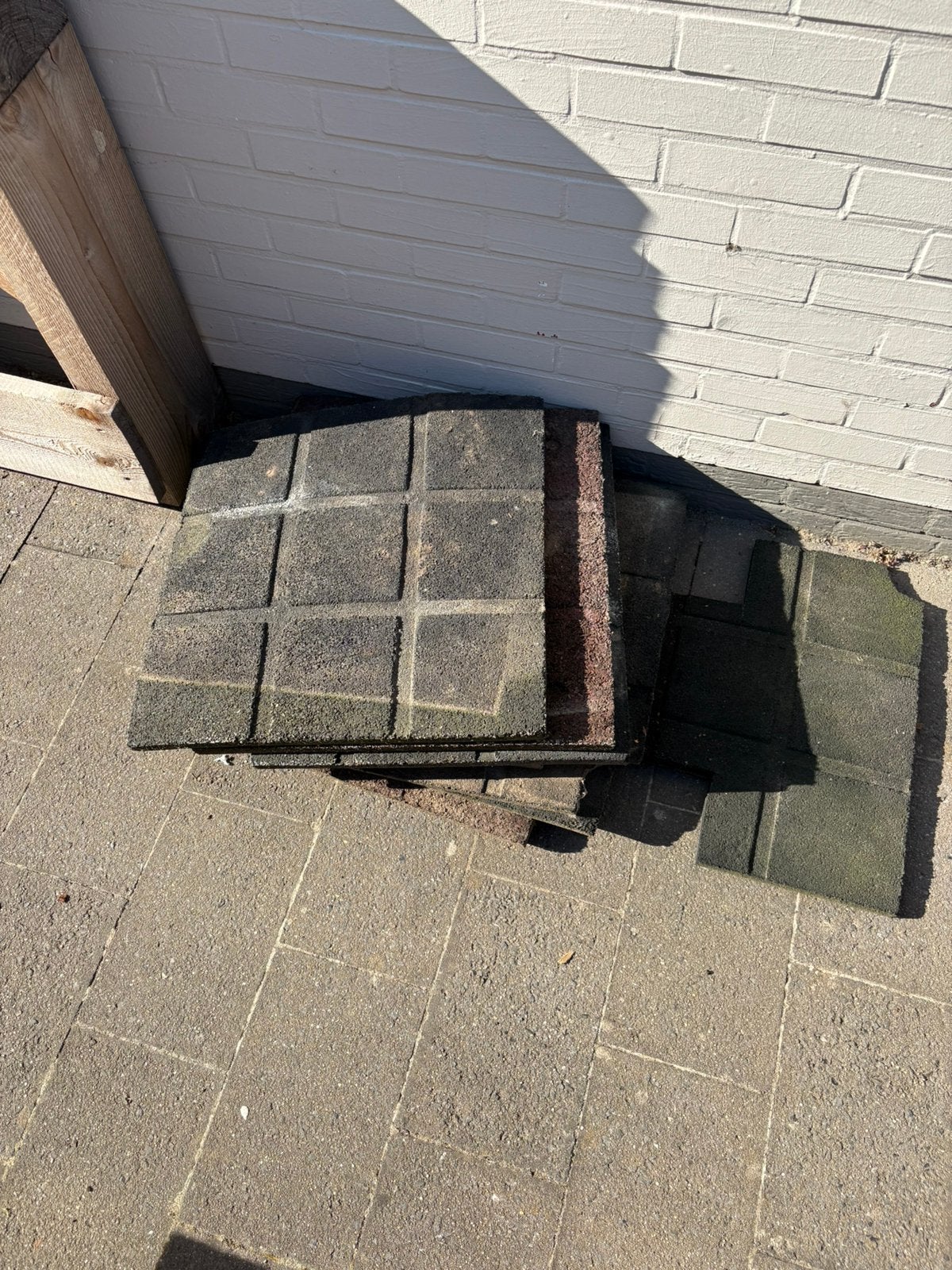 9 rubberen tegels, Tuin en Terras, Ophalen, Zo goed als nieuw