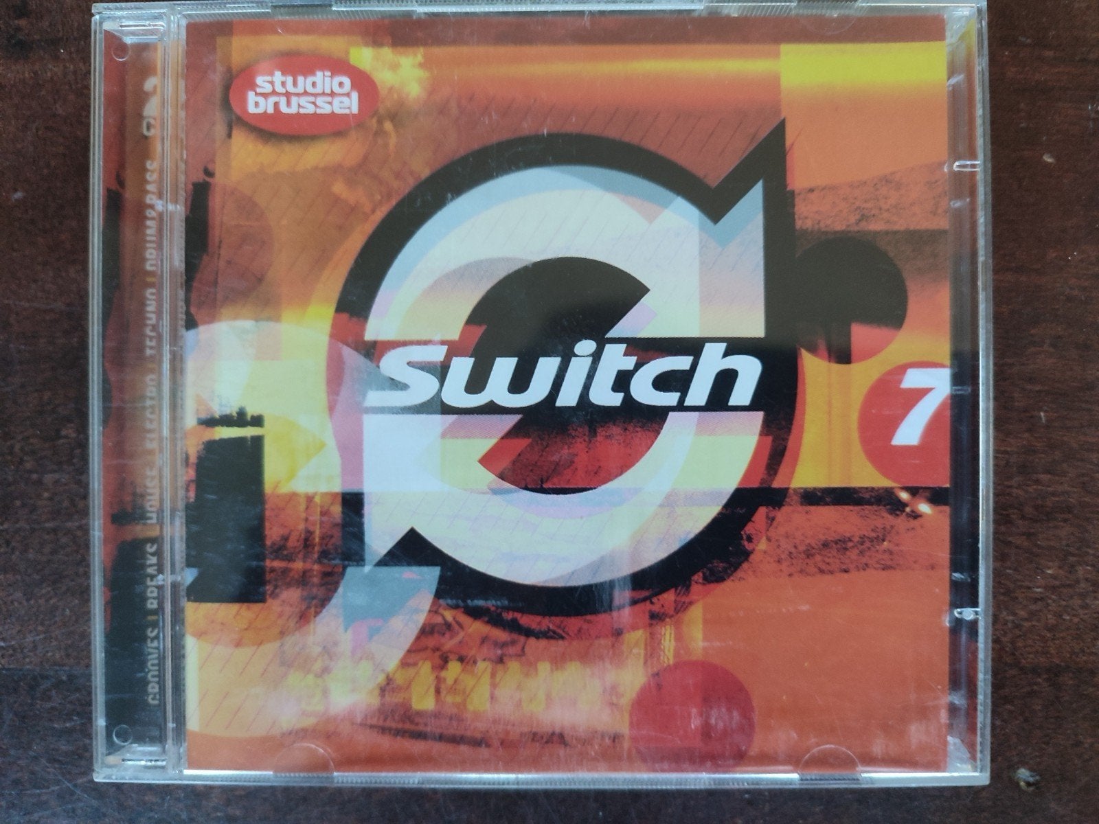 2 CD : SWITCH 7 (STUDIO BRUXELLES), CD & DVD, Enlèvement ou Envoi, Comme neuf