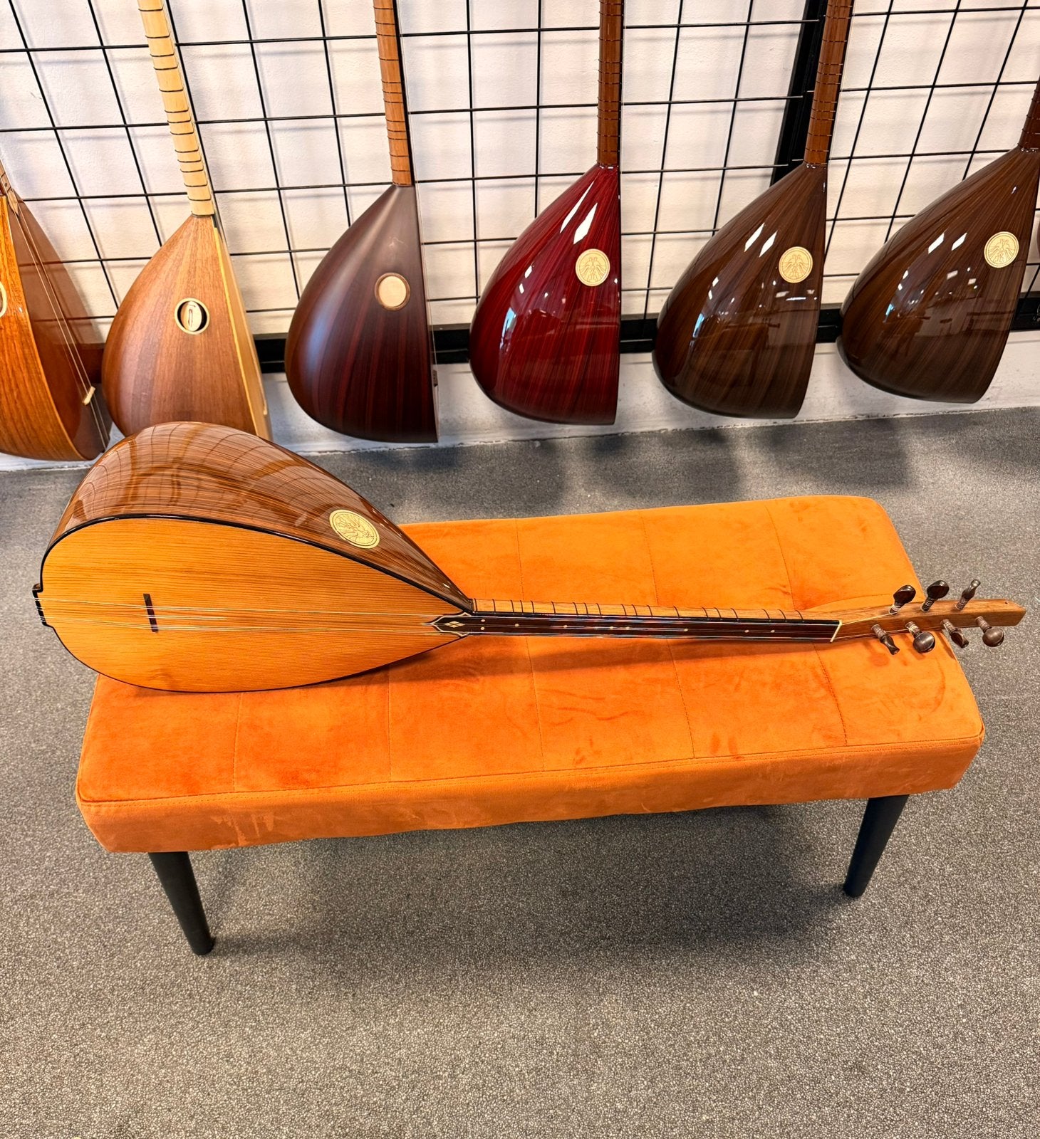 saz orta kalite kısa sap diğer resimler için>>>, Muziek en Instrumenten, Instrumenten | Onderdelen, Ophalen of Verzenden, Nieuw