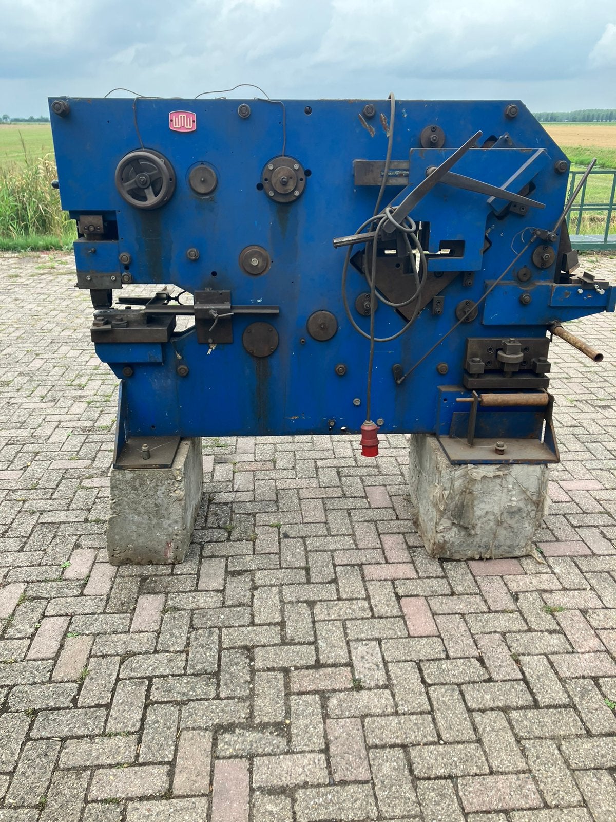 Machine de découpe d'éponges Wme, Articles professionnels, Enlèvement