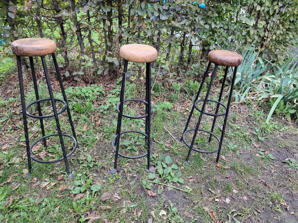 3 Barkrukken gemaakt van boltra, Enlèvement, Utilisé, Bois, 3 tabourets