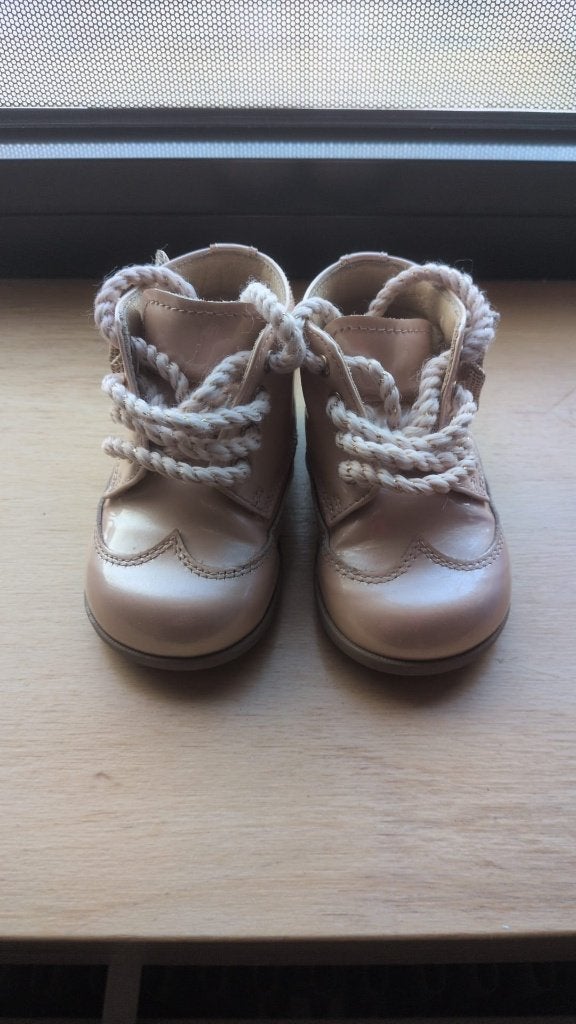 chaussures rose clair de Beberlis - taille 18 - 20€, Enlèvement ou Envoi, Comme neuf, Chaussures, Fille