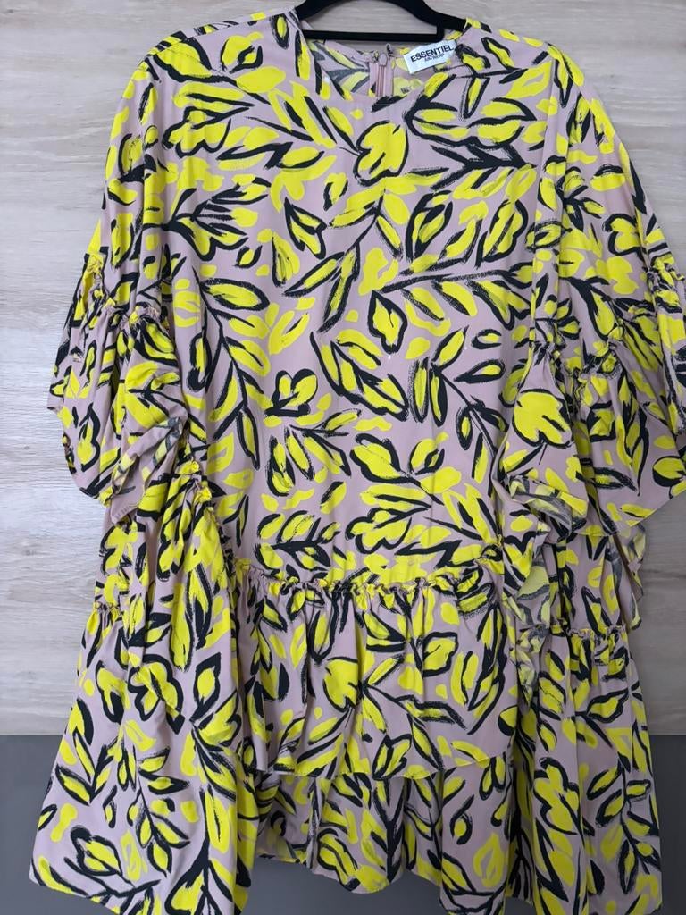 Mt S. Essentiel Antwerp dames kleedje ( bluberry), Kleding | Dames, Ophalen of Verzenden, Zo goed als nieuw, Maat 36 (S)