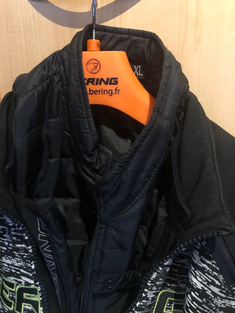 Zo goed als NIEUWE Bering Reflecterende motovest XL, Motoren, Kleding | Motorkleding, Ophalen, Jas | textiel, Heren, Bering