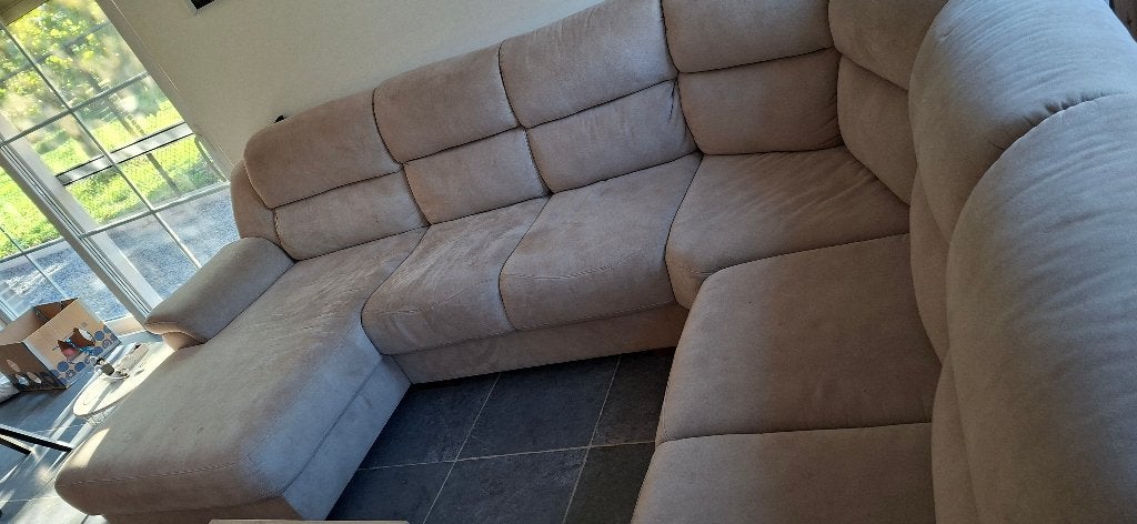 U salon, Ophalen, Zo goed als nieuw