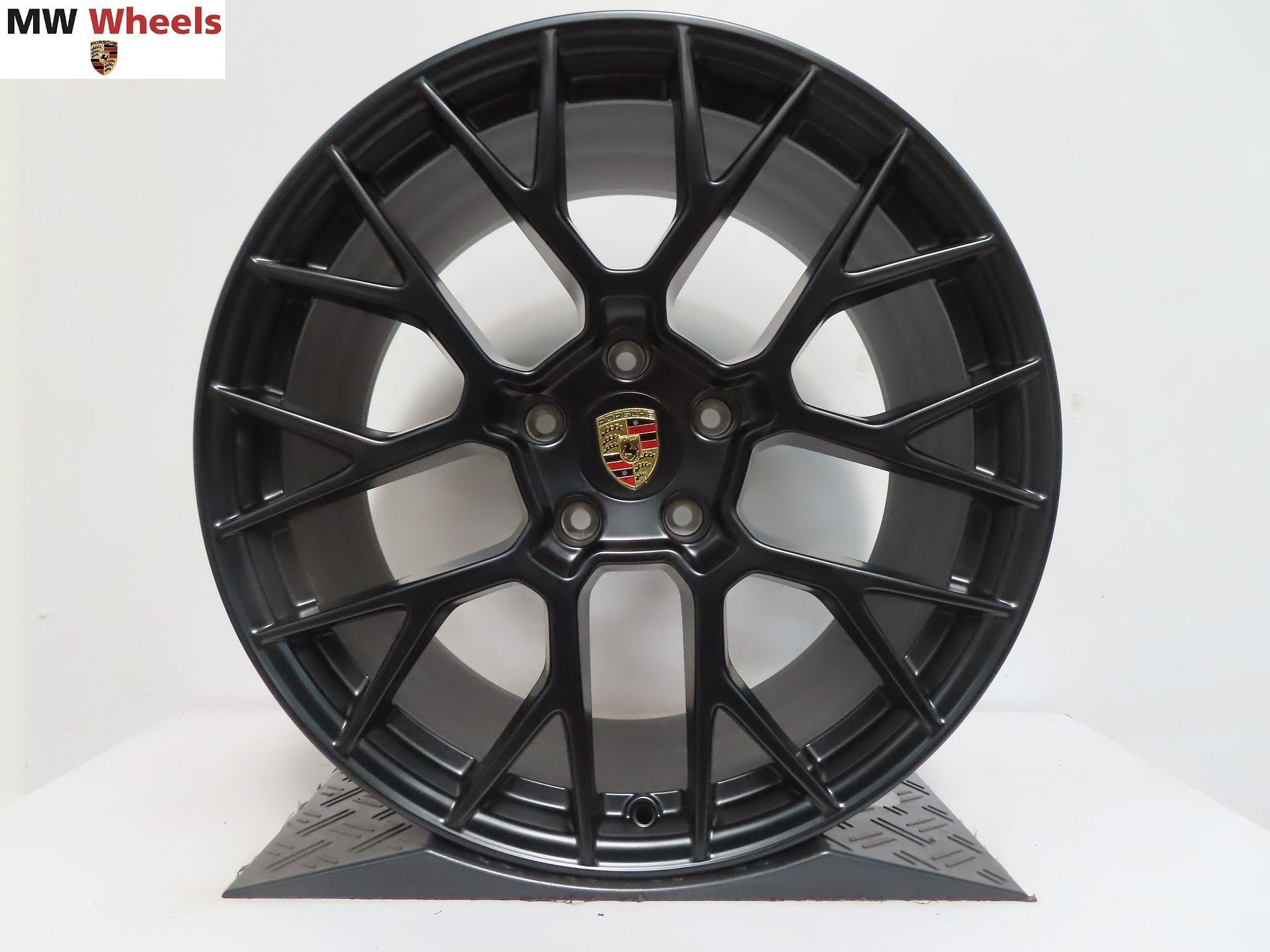 Originele Porsche 21 inch achtervelg 911 992.1 Spyder zwart, -, -, Nieuw, Band(en)