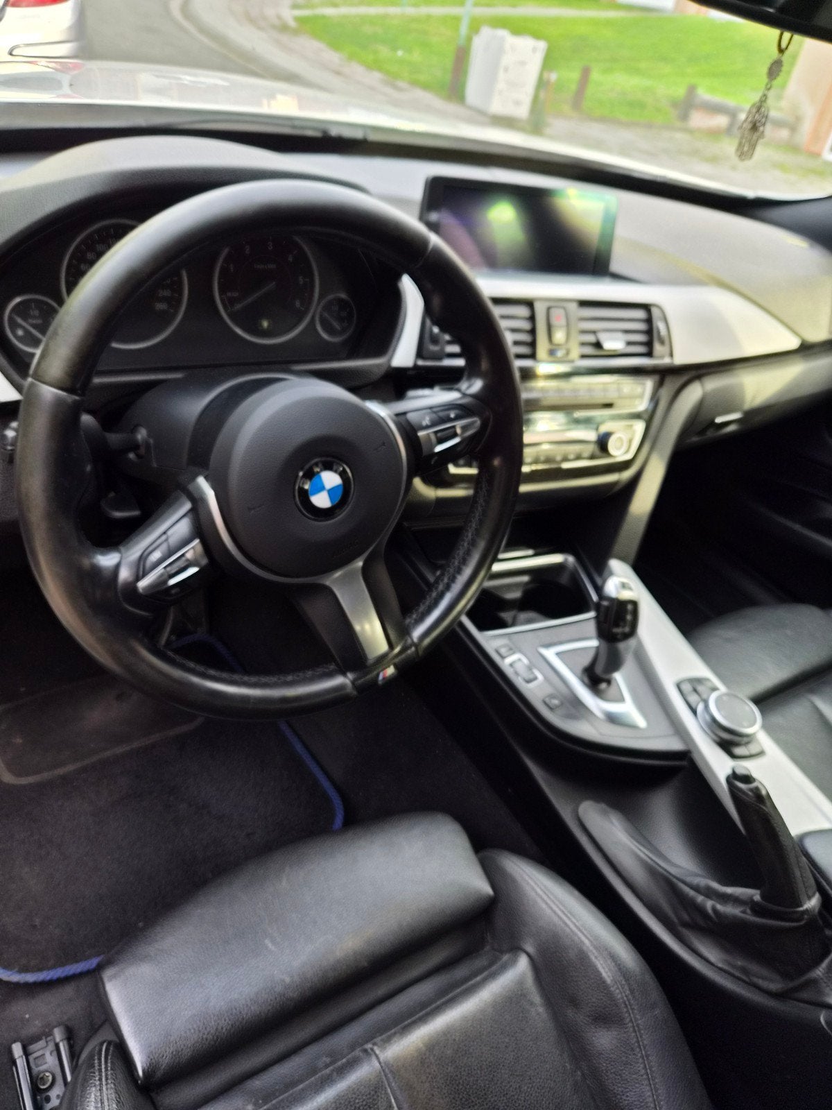 BMW, Enlèvement, BMW