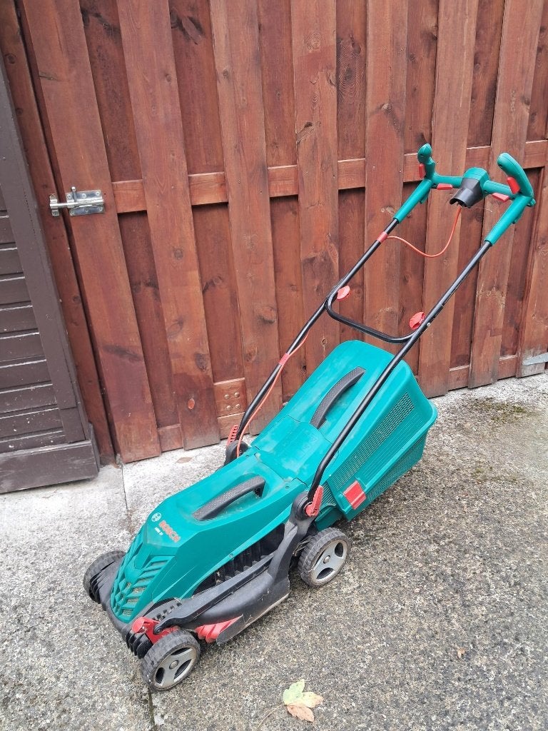 tondeuse Bosch, Tondeuse rotative, 30 à 39 cm, Enlèvement, Utilisé